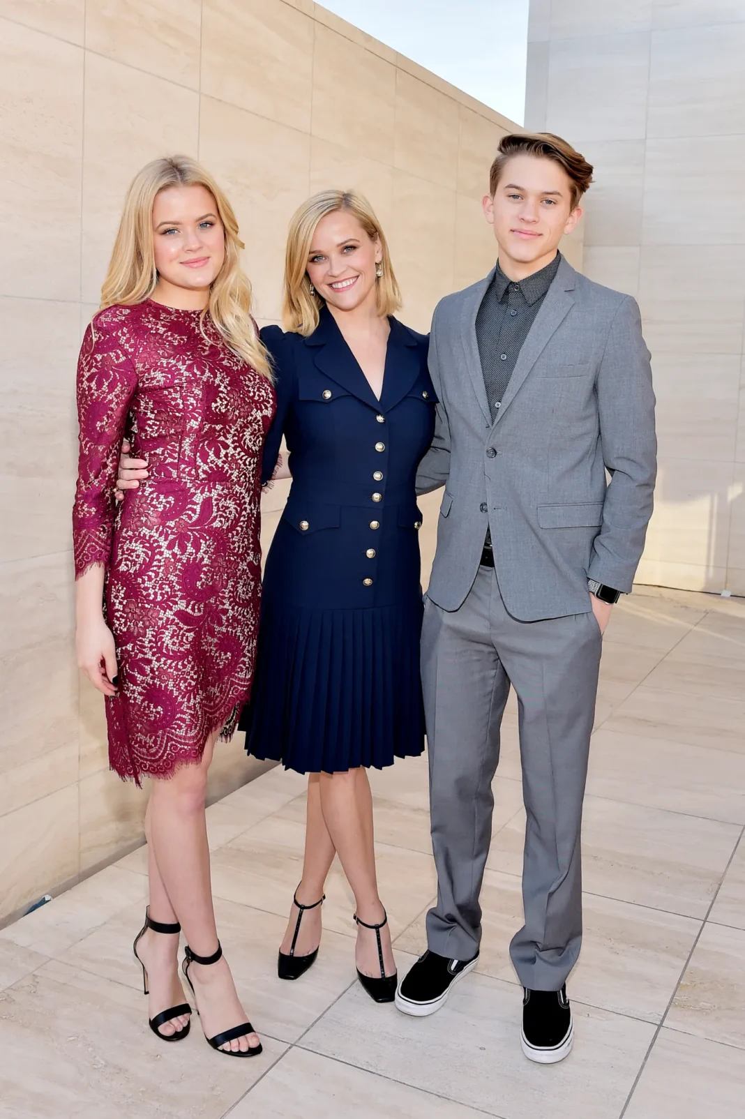 Reese Witherspoon With Kids
